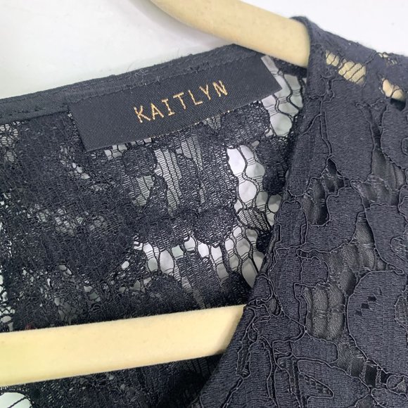 KAITLYN Black Eyelash‎ Lace Cap Sleeve Cut-Out Back Midi Dress Sz M - Picture 8 of 10